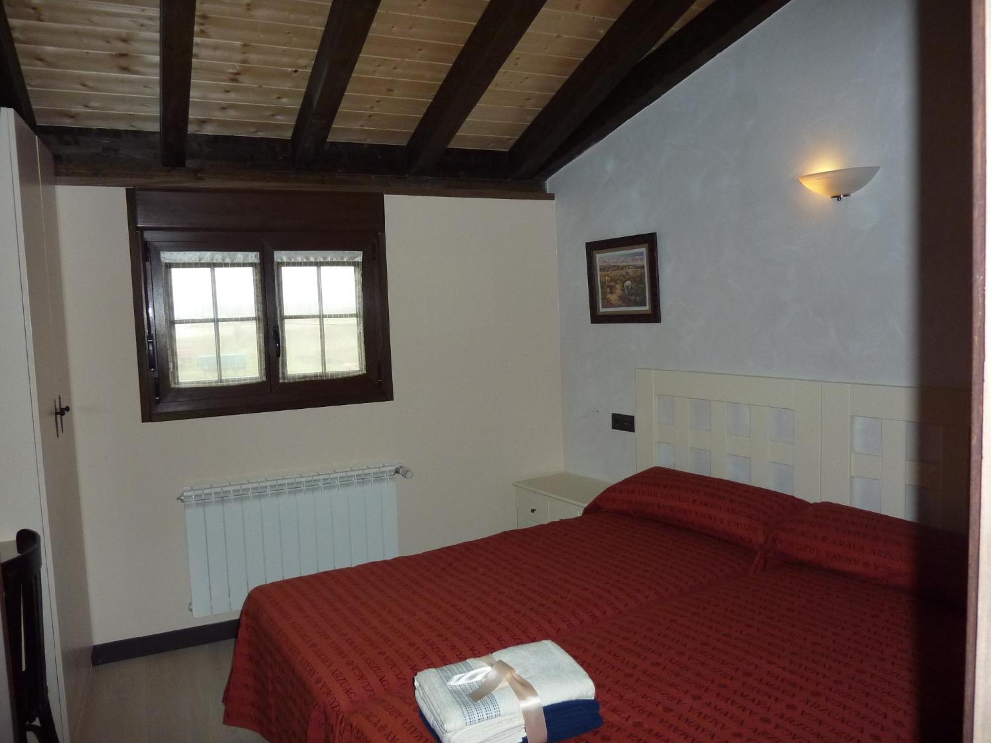 La Cerca De Dona Jimena Guest House Modubar de San Cibrian Exterior photo