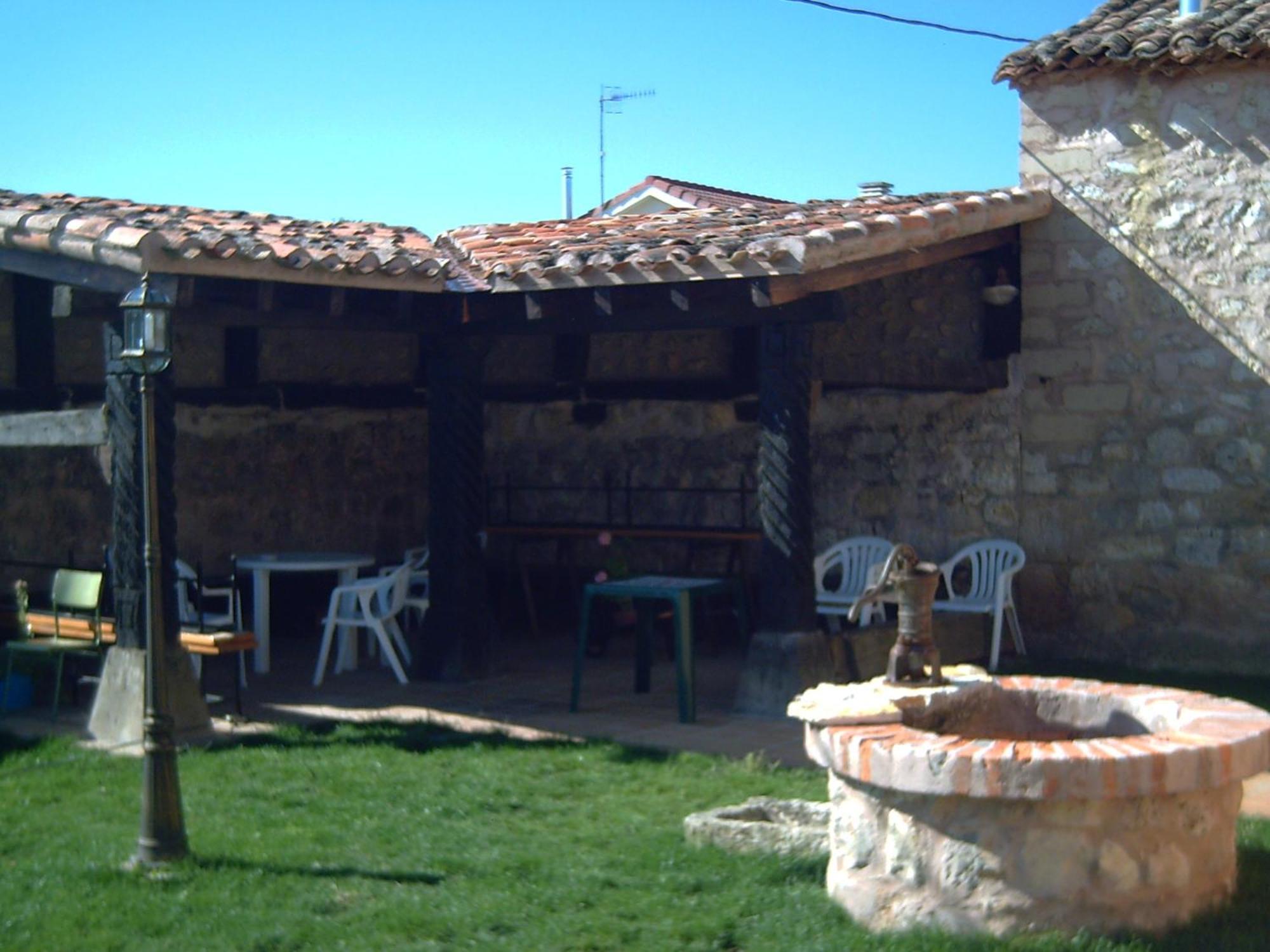 La Cerca De Dona Jimena Guest House Modubar de San Cibrian Exterior photo