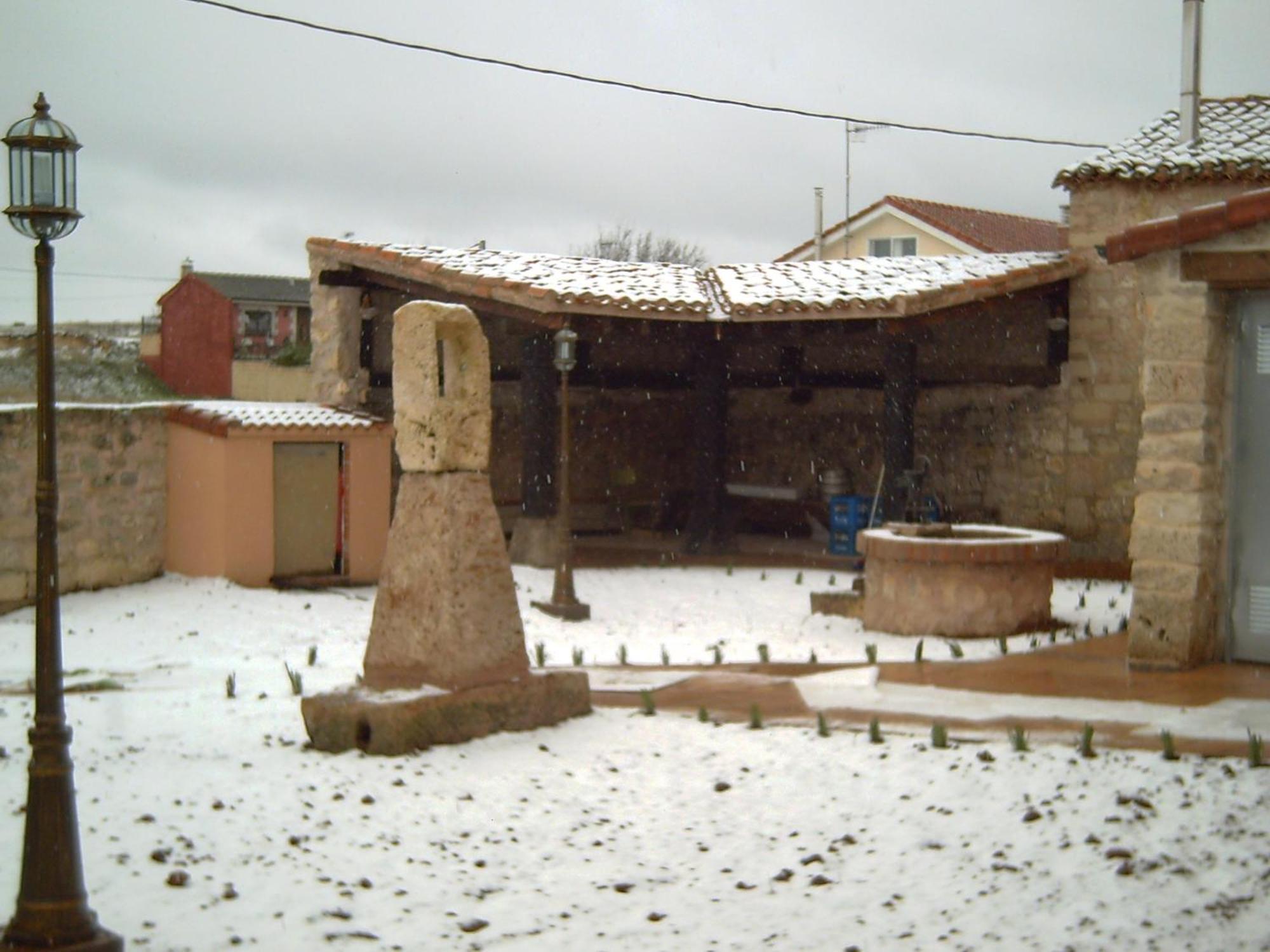 La Cerca De Dona Jimena Guest House Modubar de San Cibrian Exterior photo